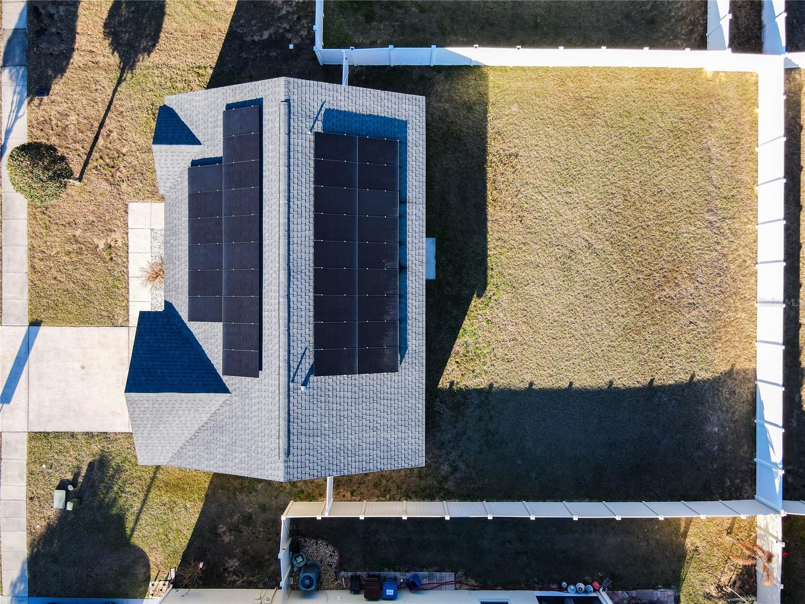 Image 43 of 50 For 931 Kingfisher Drive