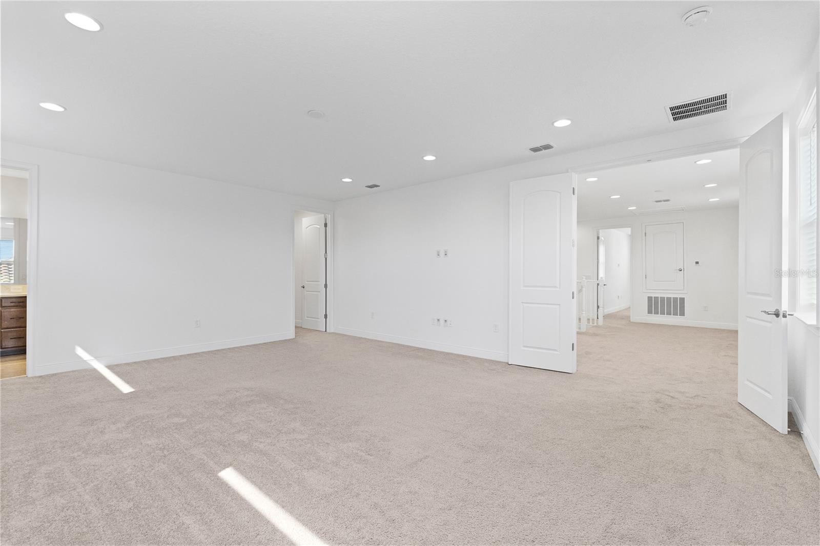 Image 17 of 38 For 13300 Bromborough Drive