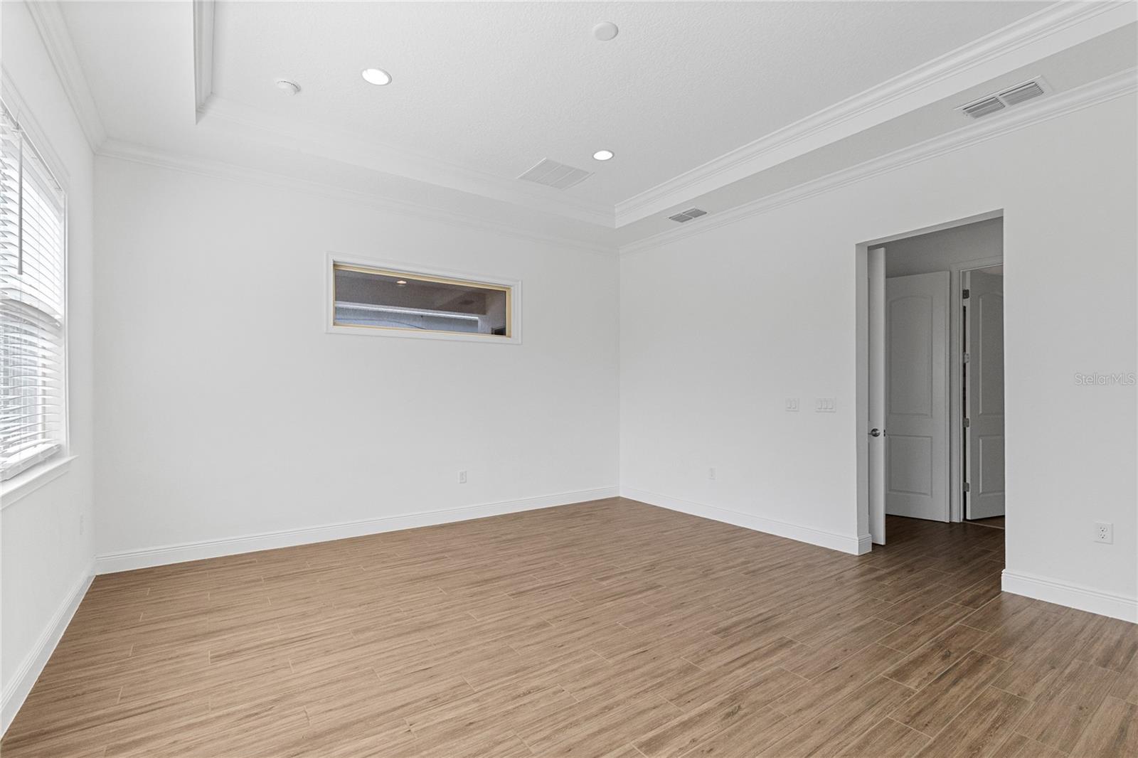 Image 8 of 38 For 13300 Bromborough Drive