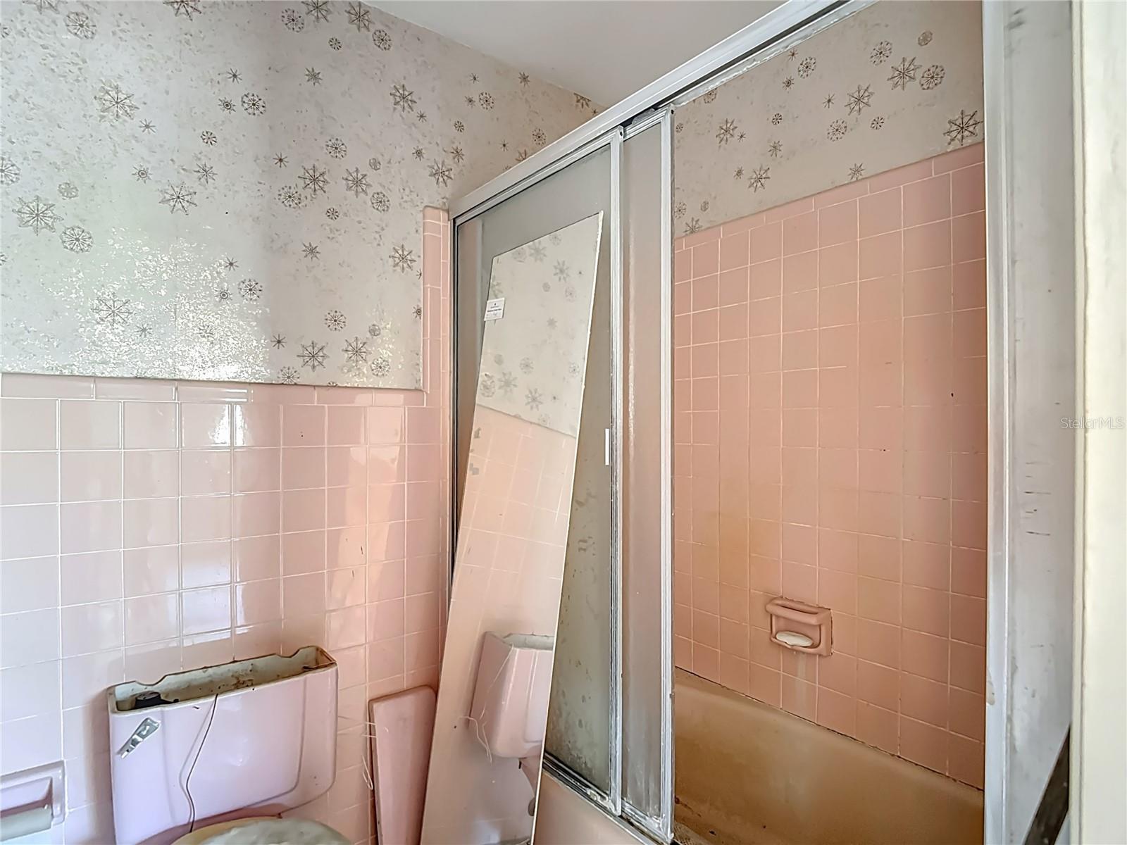 Image 35 of 42 For 3700 Dana Shores Drive