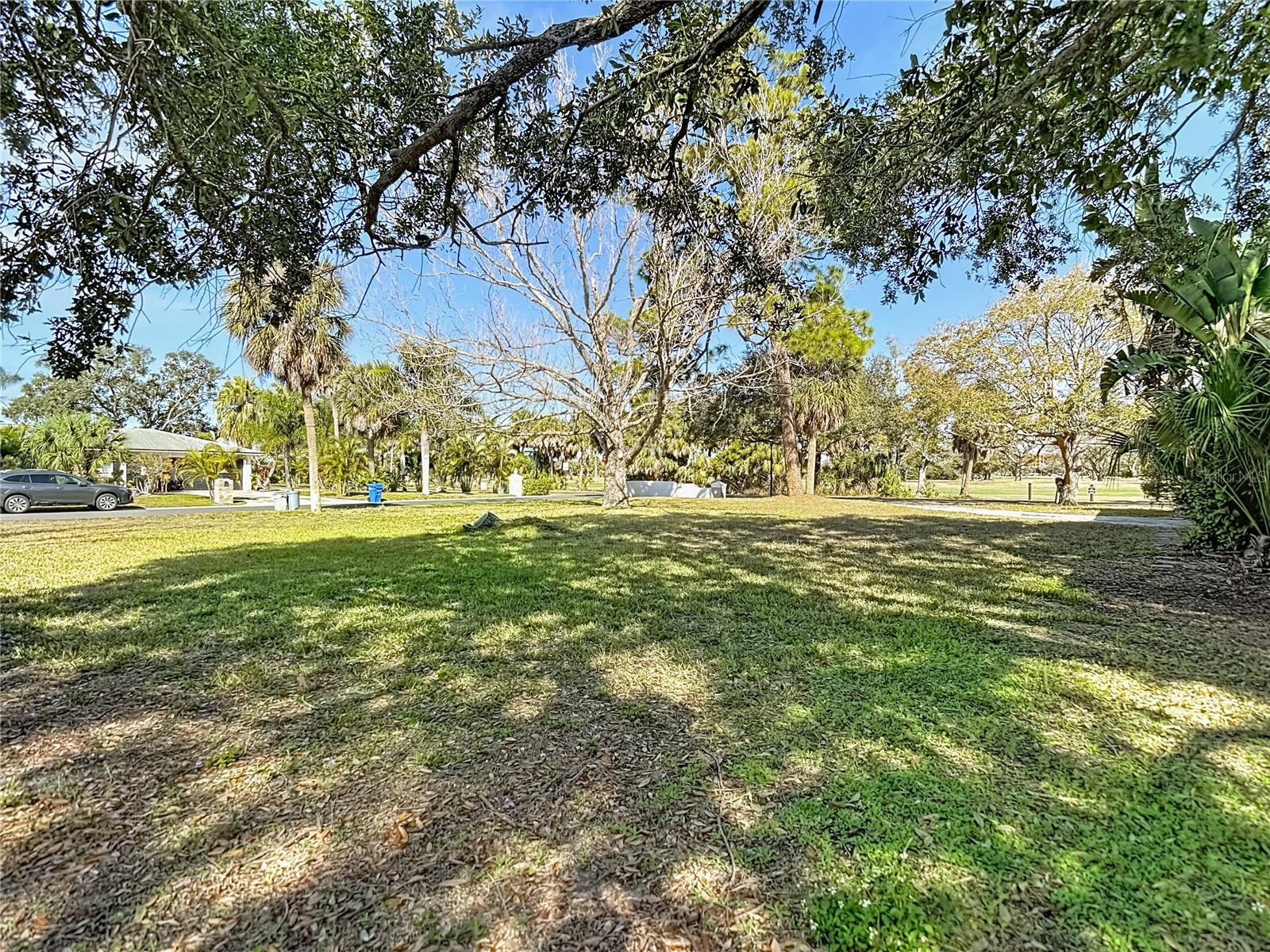 Image 8 of 42 For 3700 Dana Shores Drive