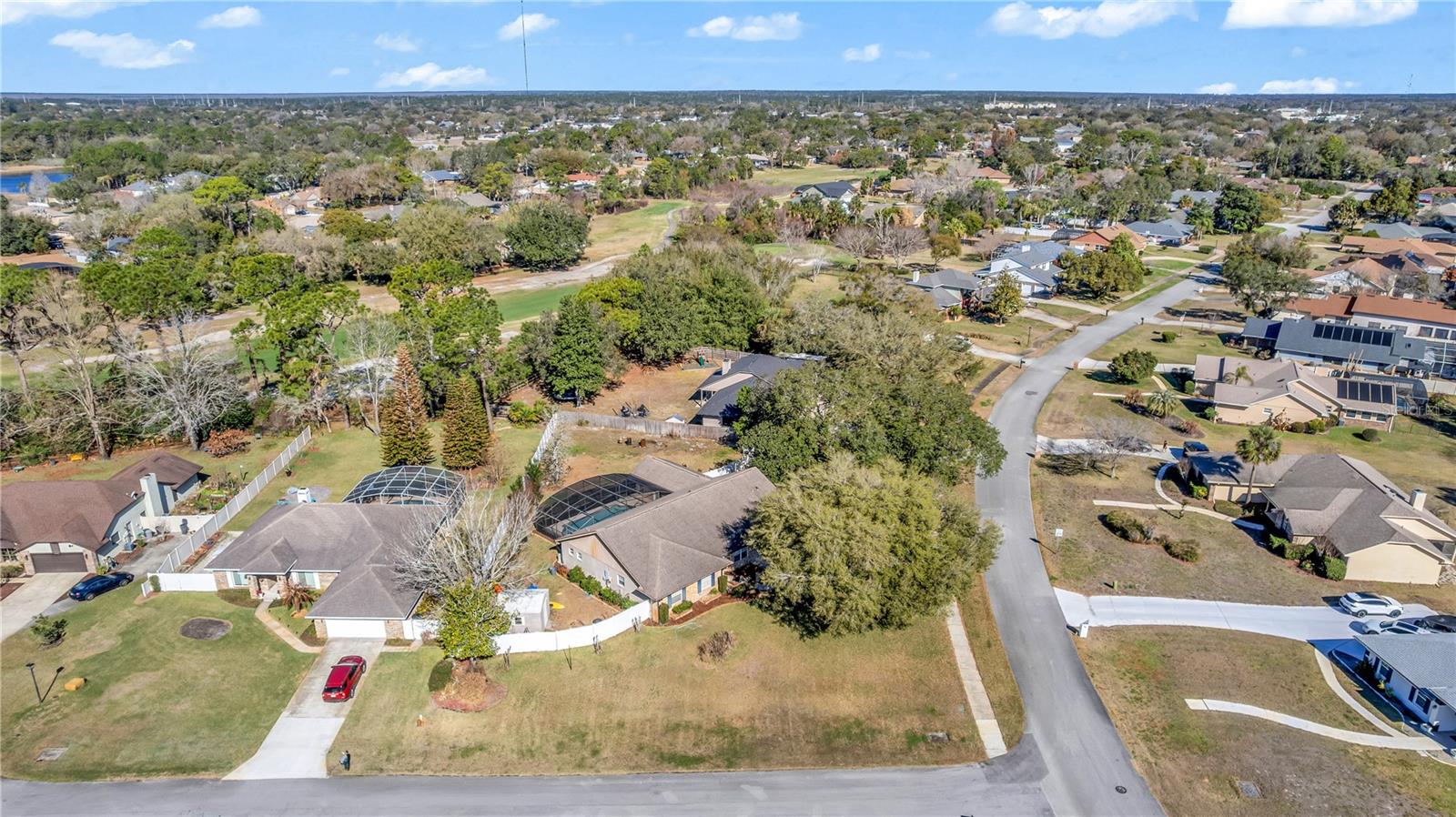 Image 33 of 37 For 404 Glen Abbey Lane