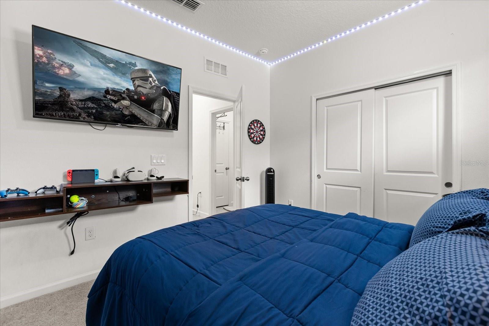 Image 19 of 26 For 9083 Coral Cape Street