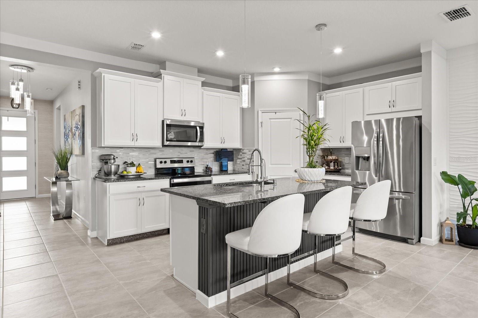 Image 3 of 26 For 9083 Coral Cape Street