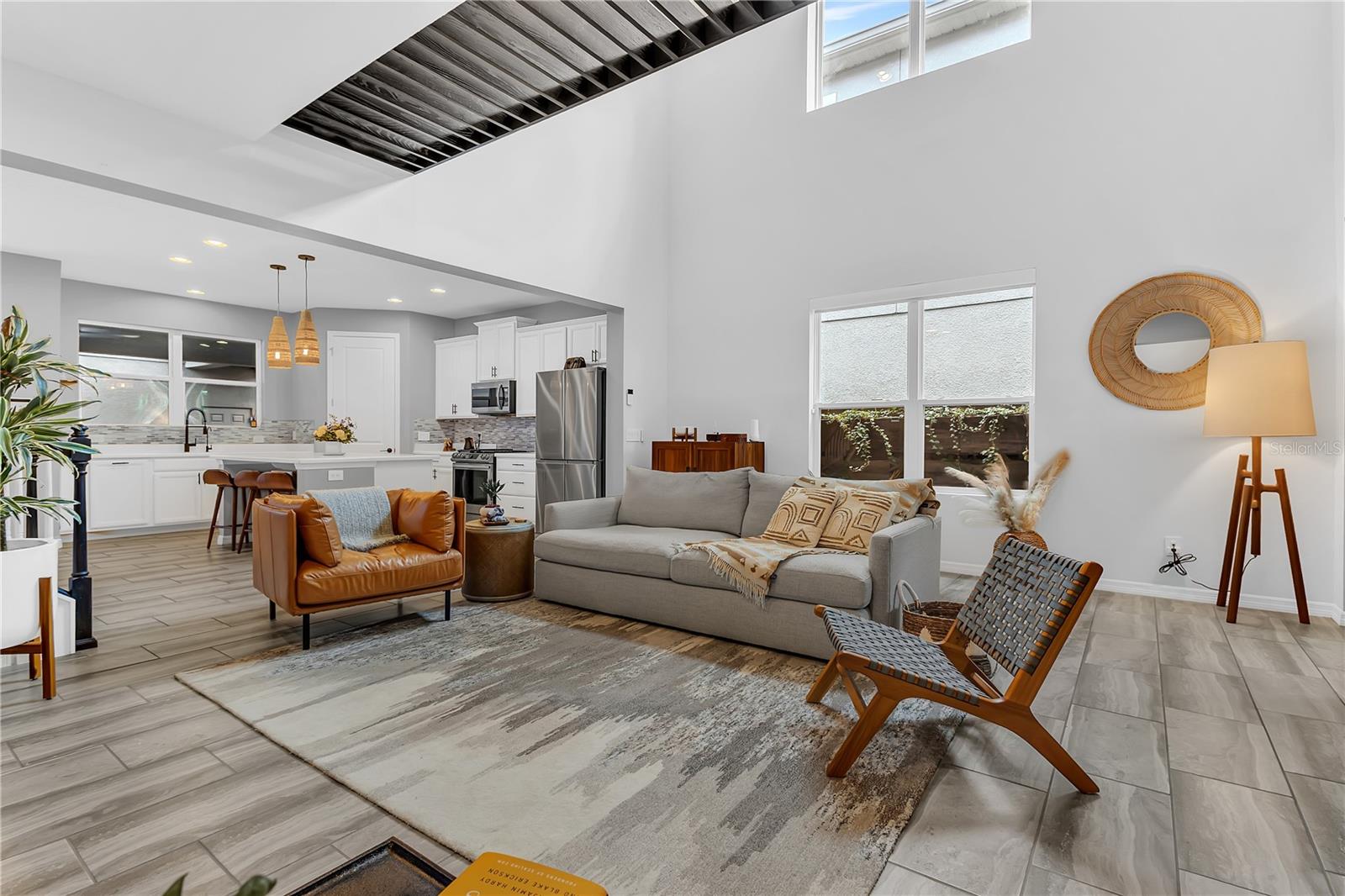 Image 13 of 54 For 15061 Valverse Alley