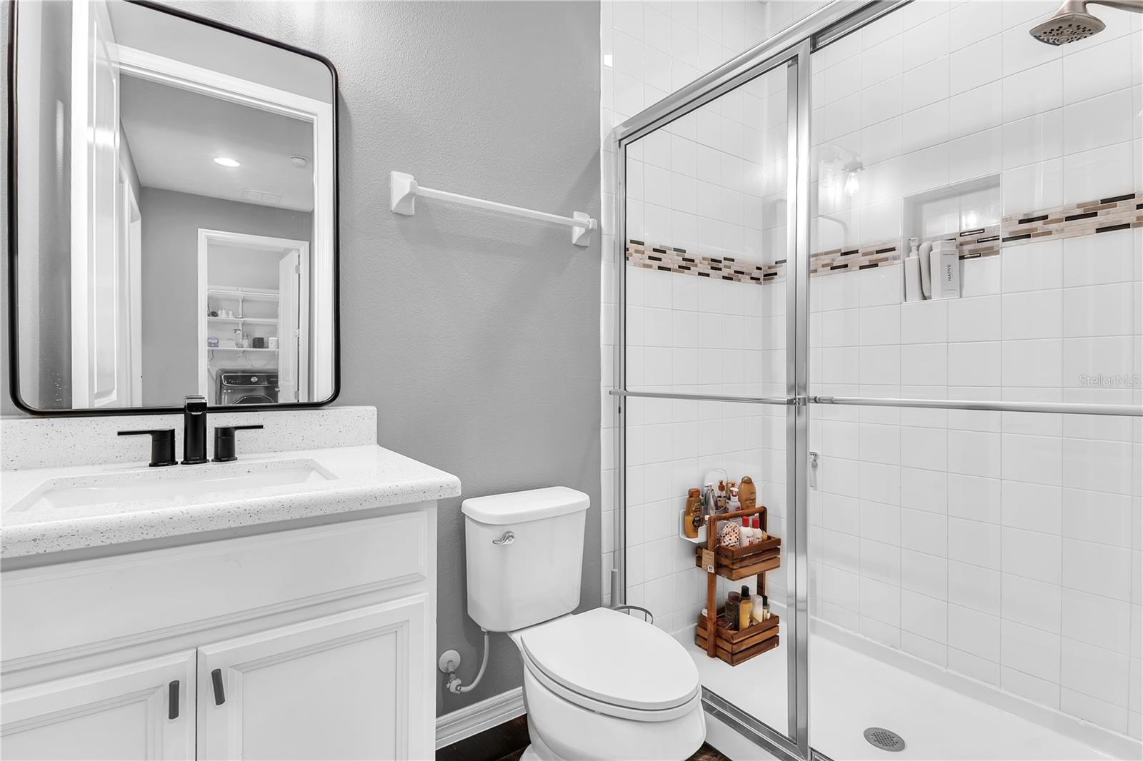 Image 27 of 54 For 15061 Valverse Alley