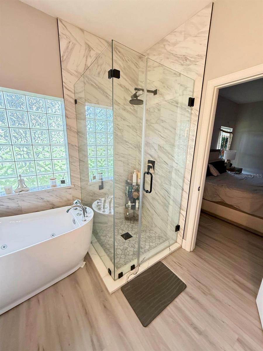 Image 7 of 54 For 13918 Ocean Pine Circle