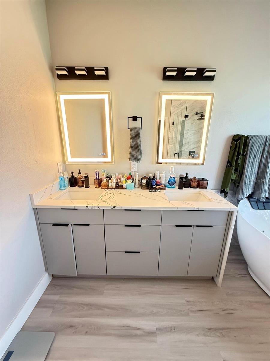 Image 8 of 54 For 13918 Ocean Pine Circle