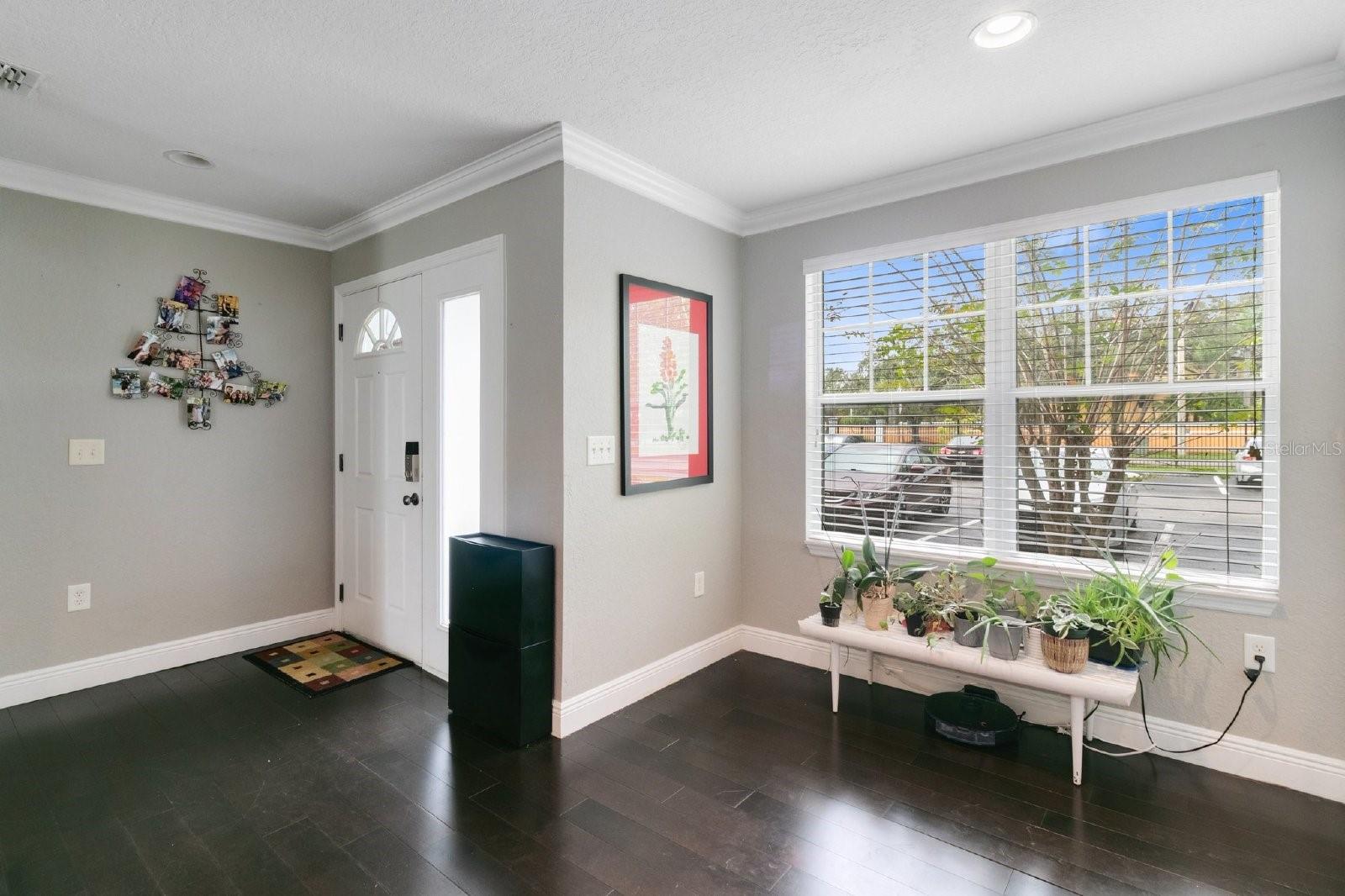 Image 3 of 24 For 5800 Lake Pointe Village Circle 601