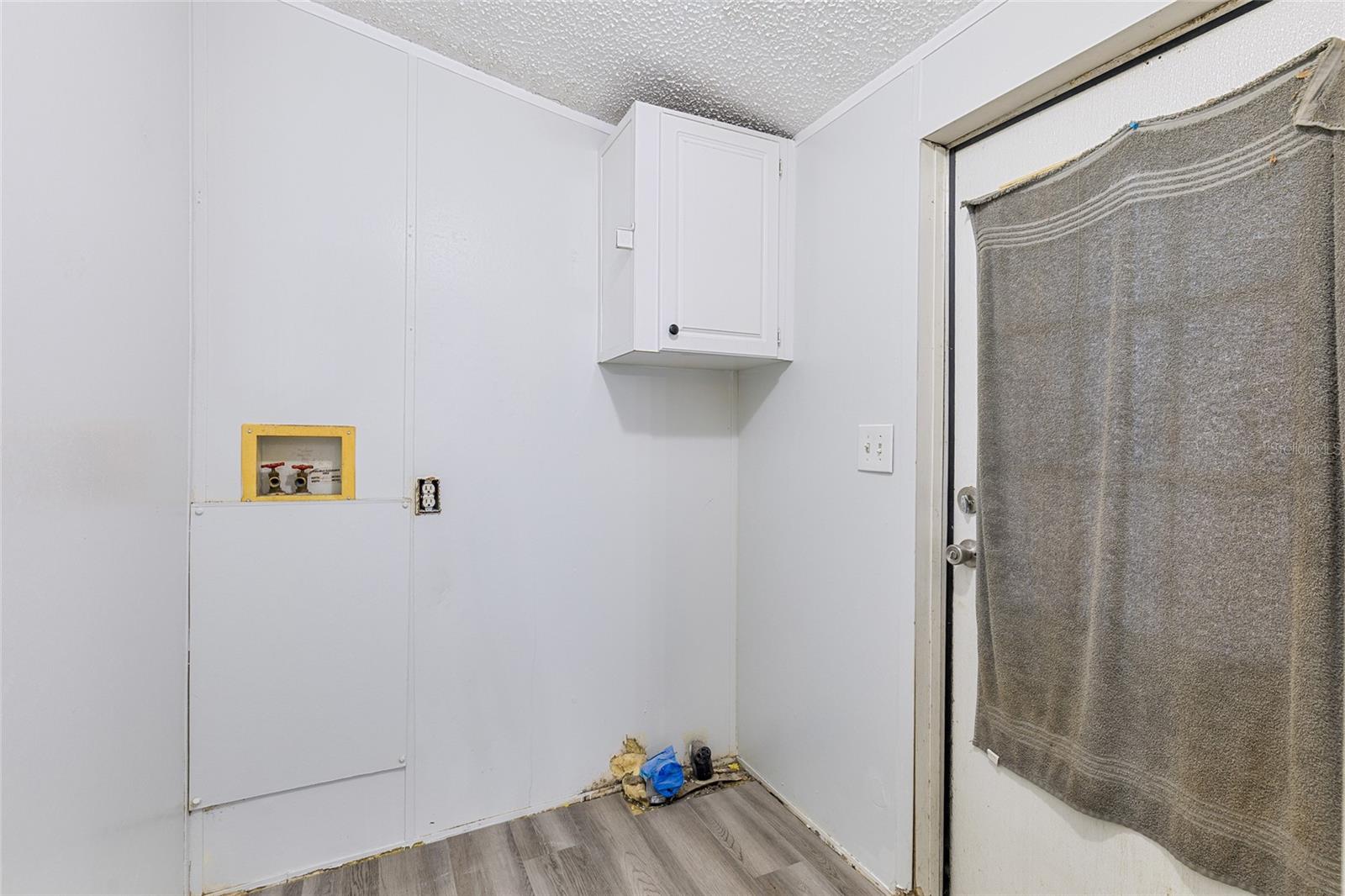 Image 9 of 20 For 7482 Ranchero Street