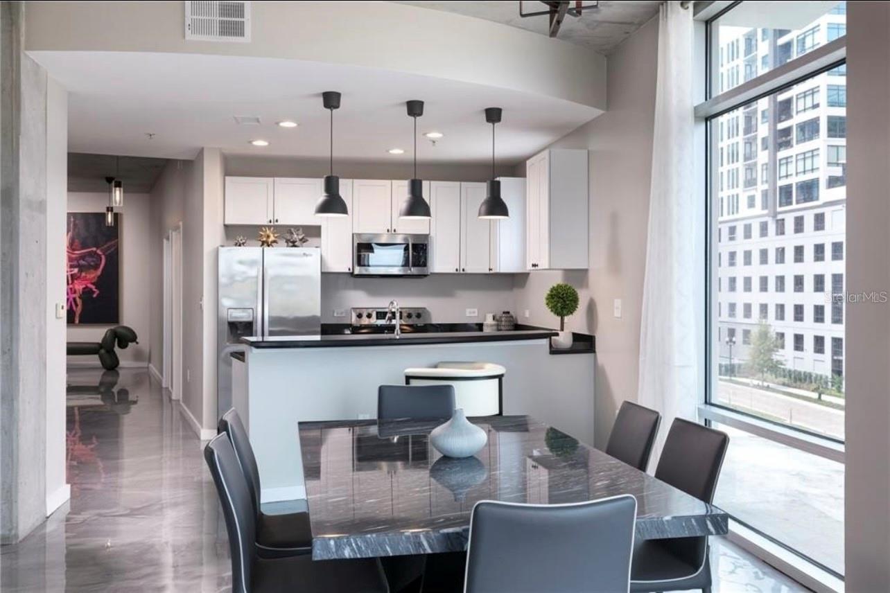 Image 14 of 40 For 525 Jackson Street 401