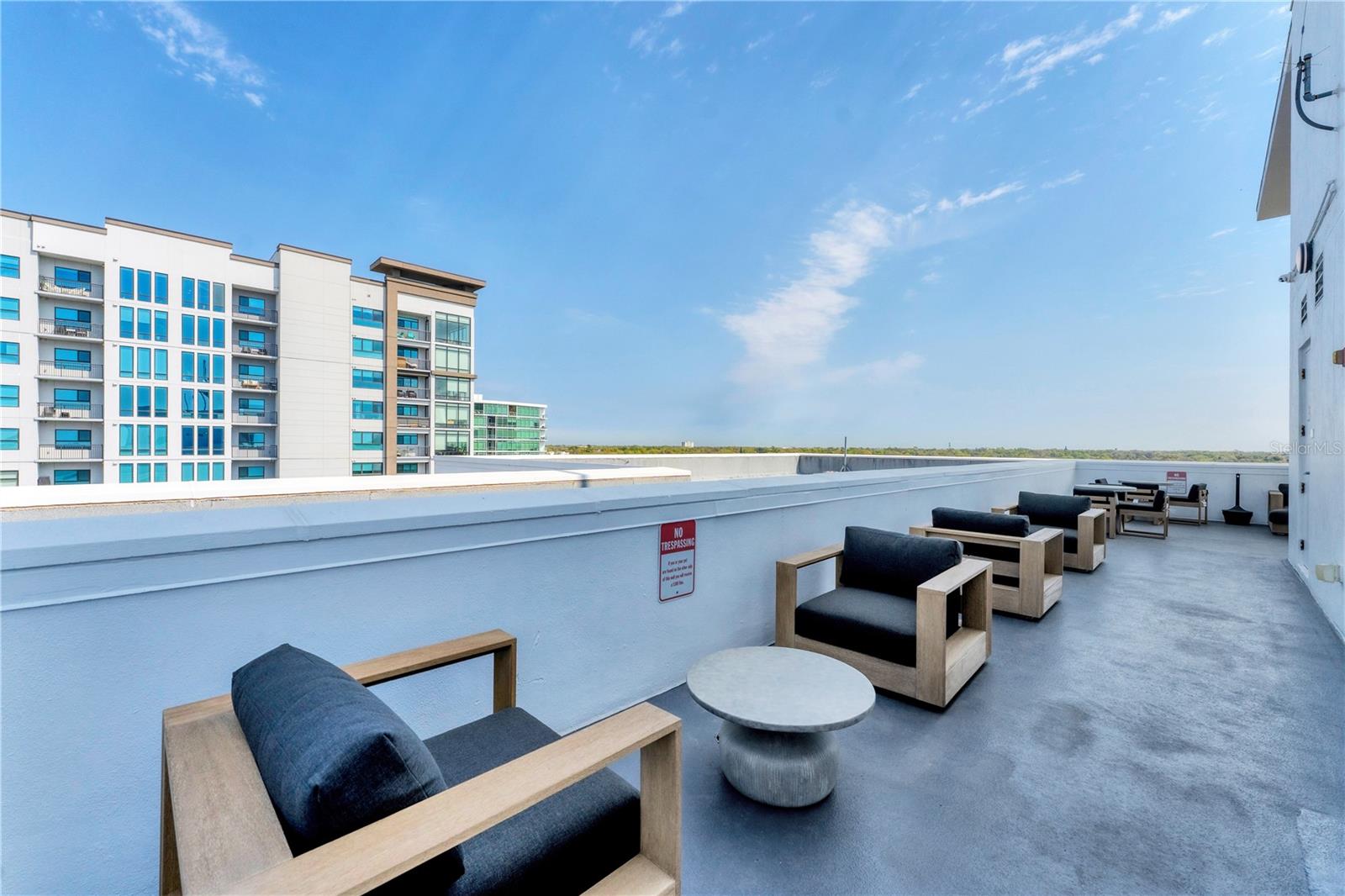 Image 26 of 40 For 525 Jackson Street 401