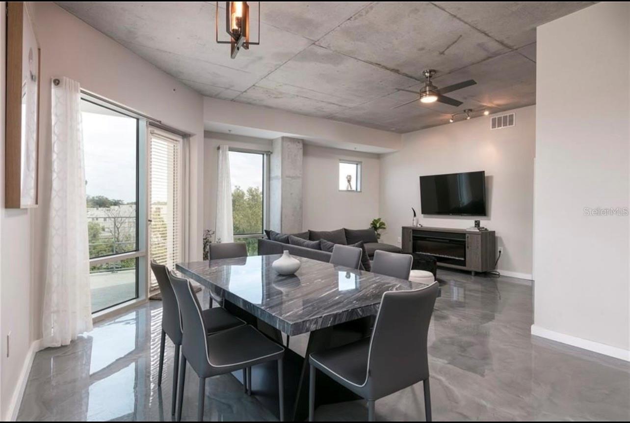 Image 9 of 40 For 525 Jackson Street 401