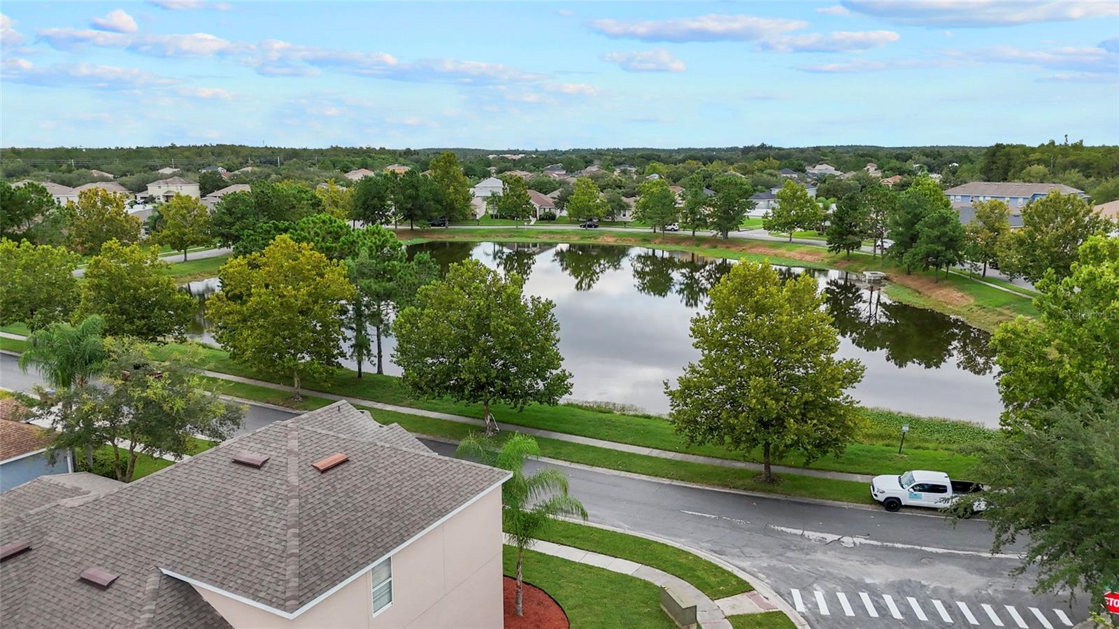 Image 7 of 52 For 3000 Stonington Run