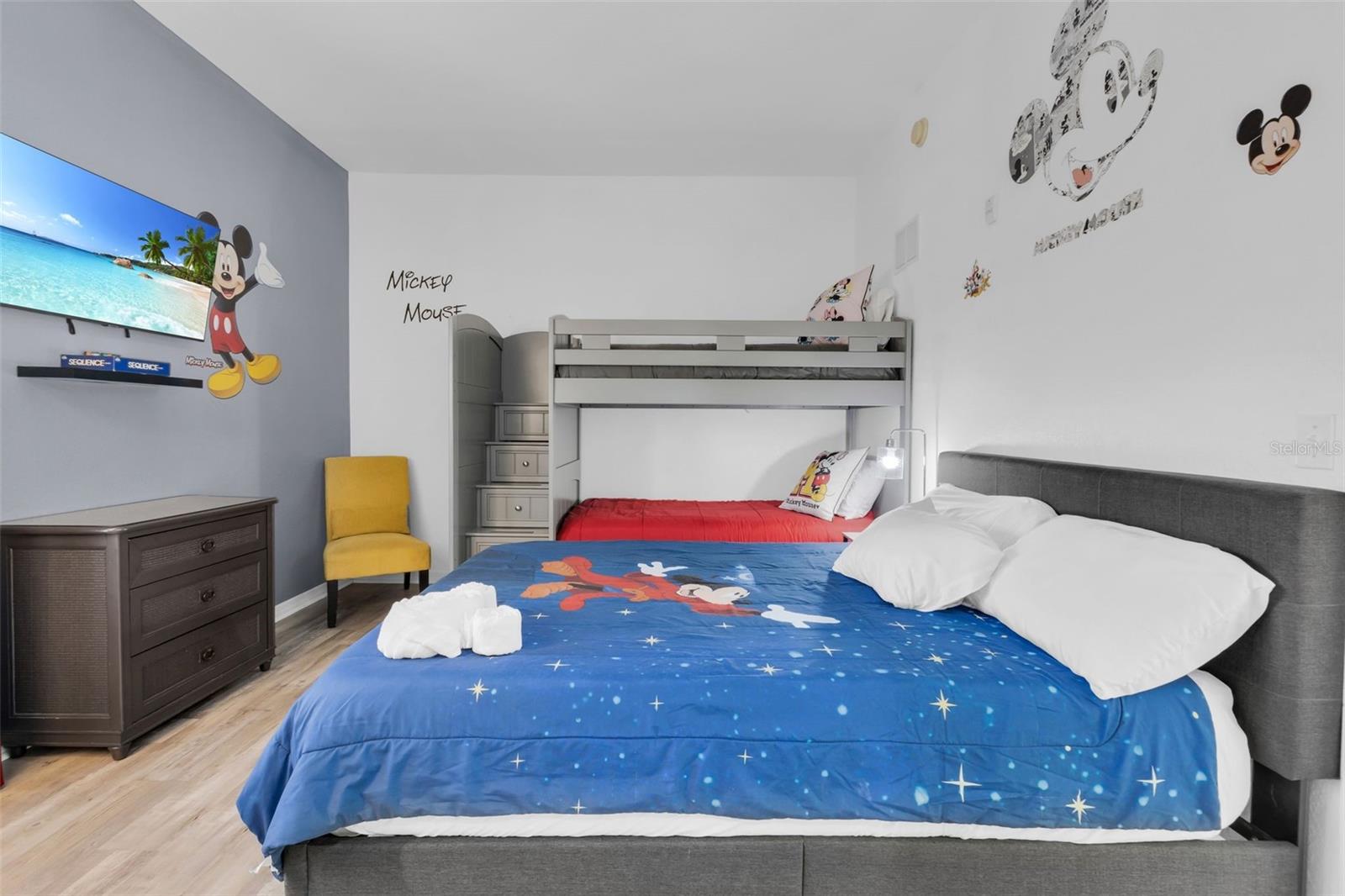 Image 21 of 31 For 9051 Treasure Trove Lane 301