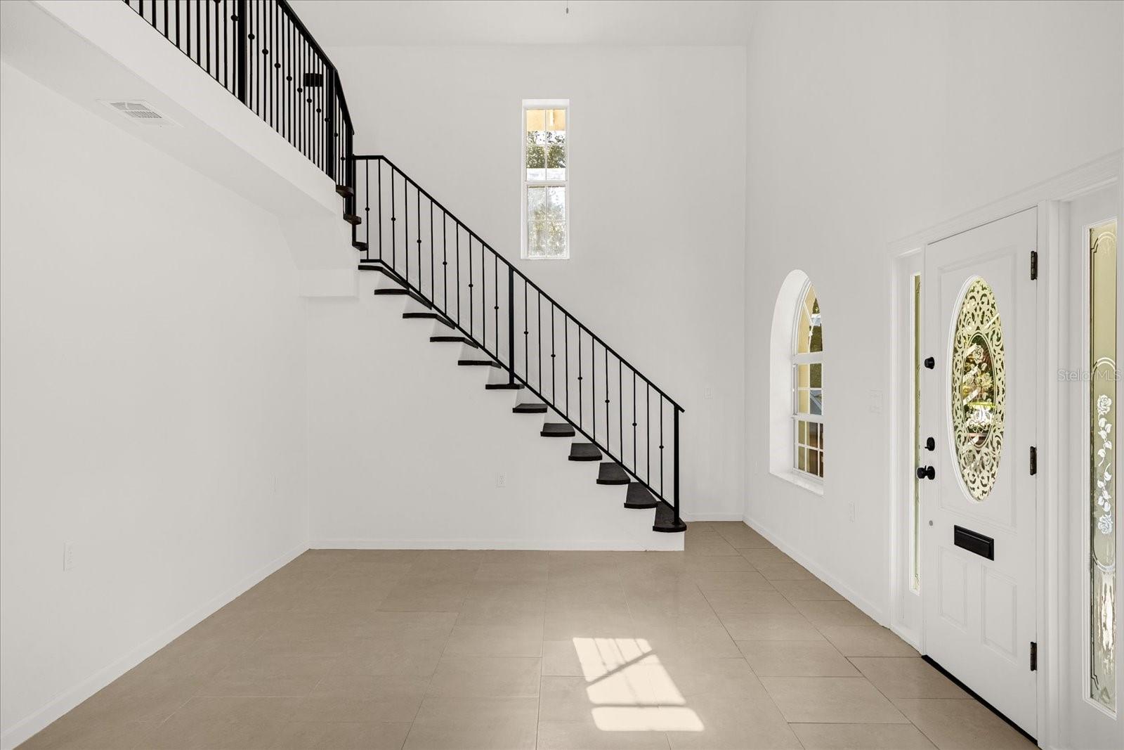 Image 3 of 53 For 615 Winter Park Street