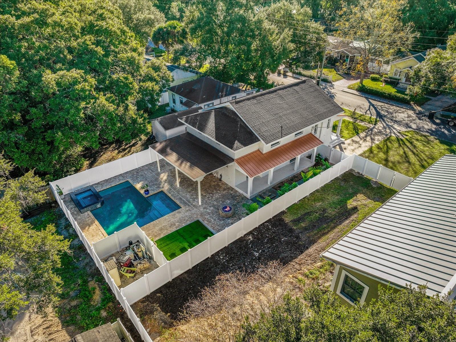 Image 43 of 53 For 615 Winter Park Street