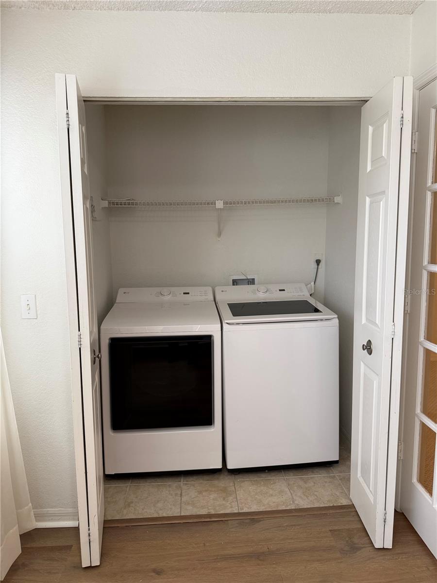 Image 15 of 21 For 5120 Conroy Road 523