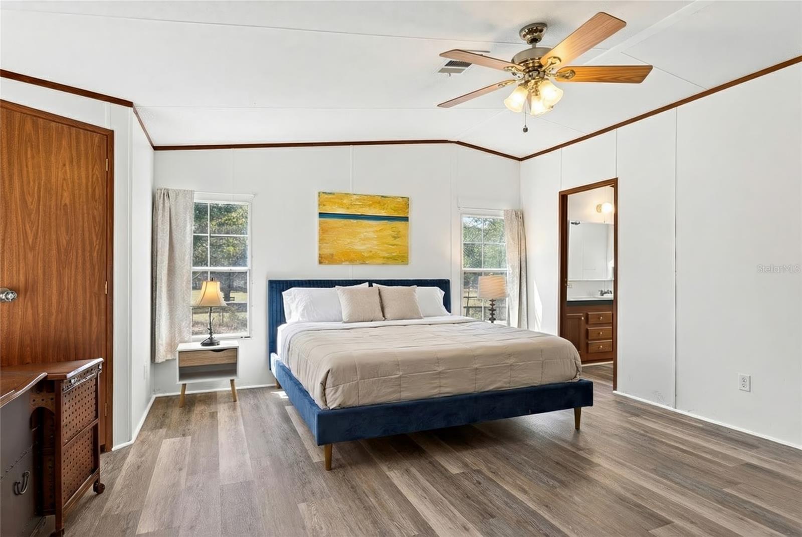 Image 14 of 56 For 10427 8th Lane