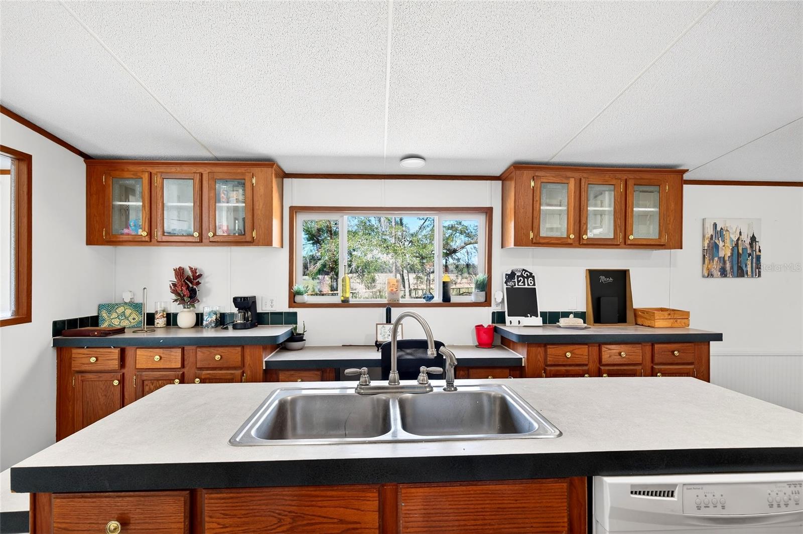 Image 28 of 56 For 10427 8th Lane