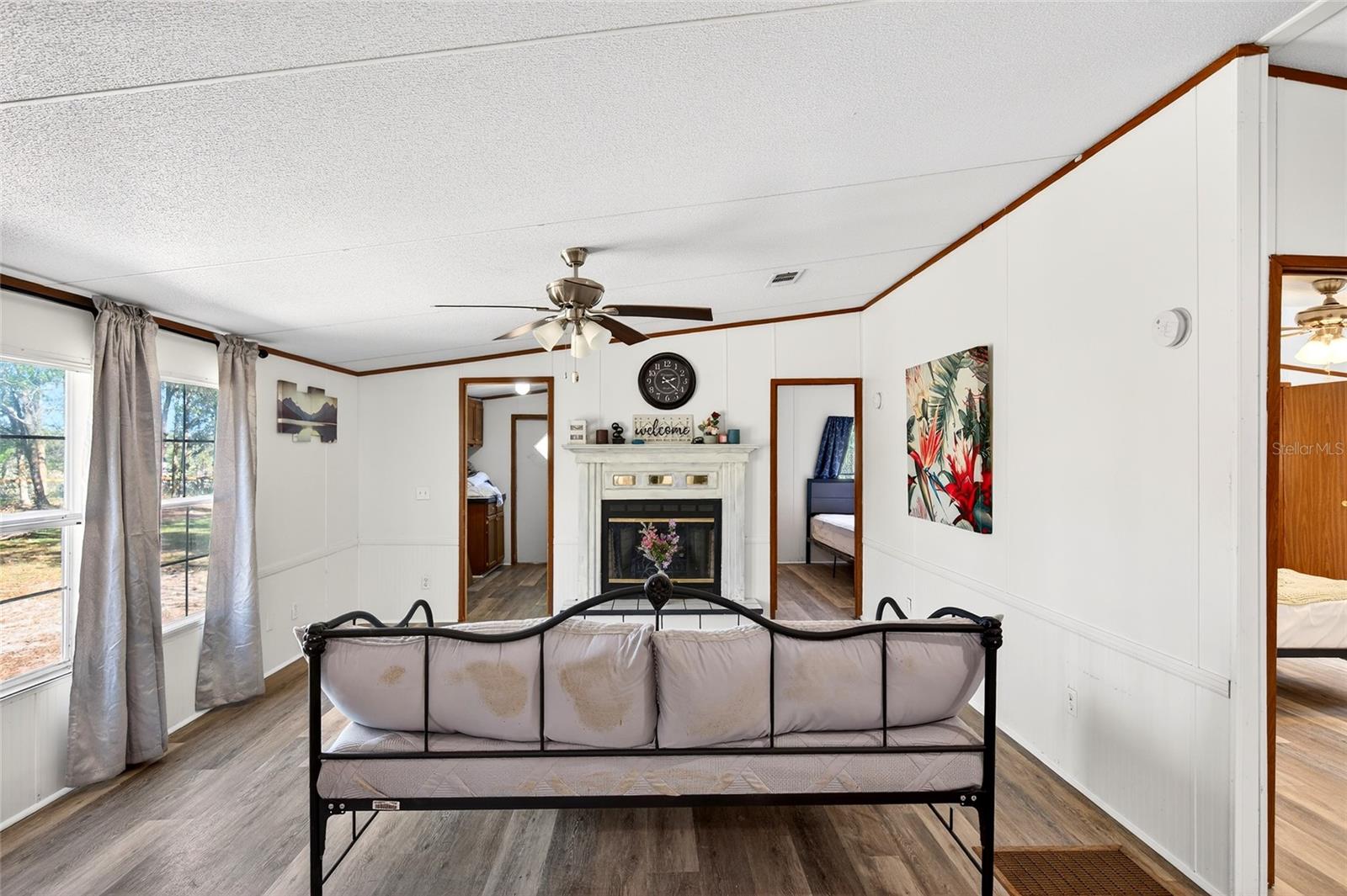 Image 33 of 56 For 10427 8th Lane