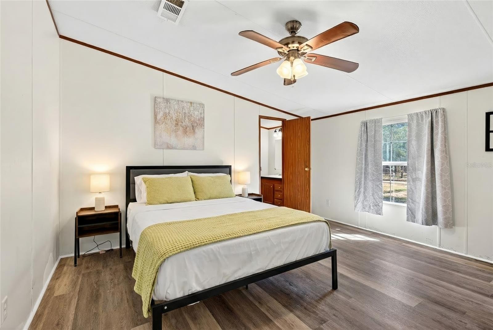 Image 42 of 56 For 10427 8th Lane