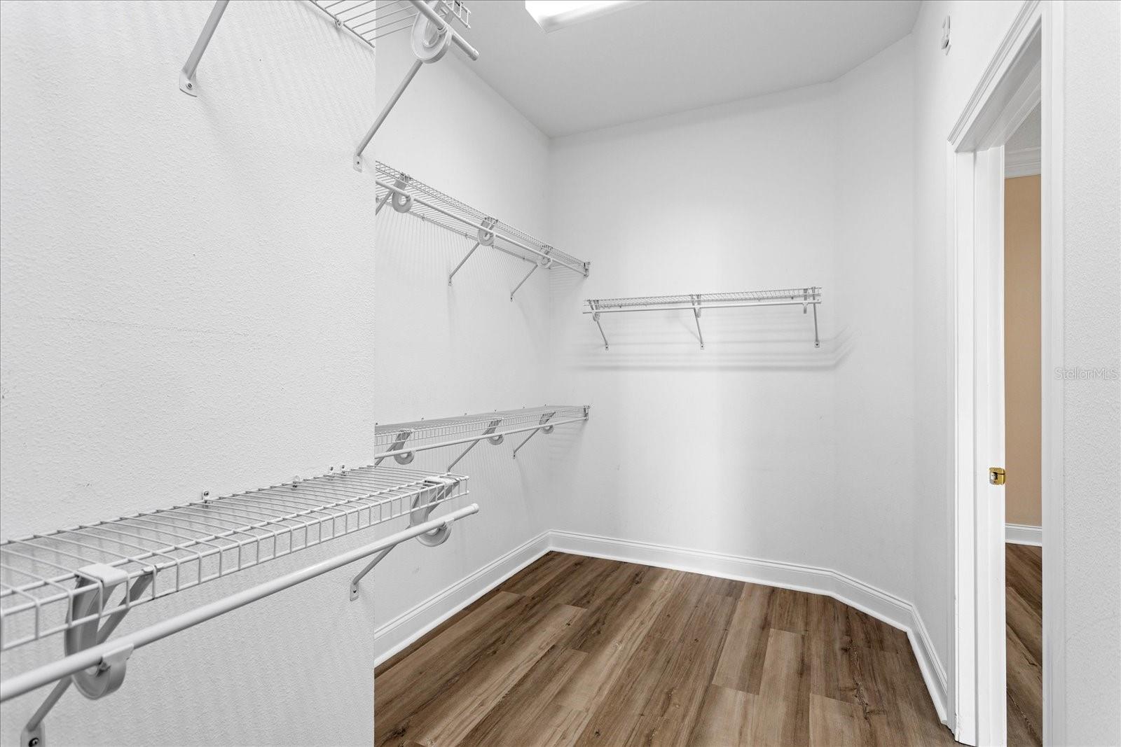 Image 26 of 40 For 22516 Hawks Run Lane