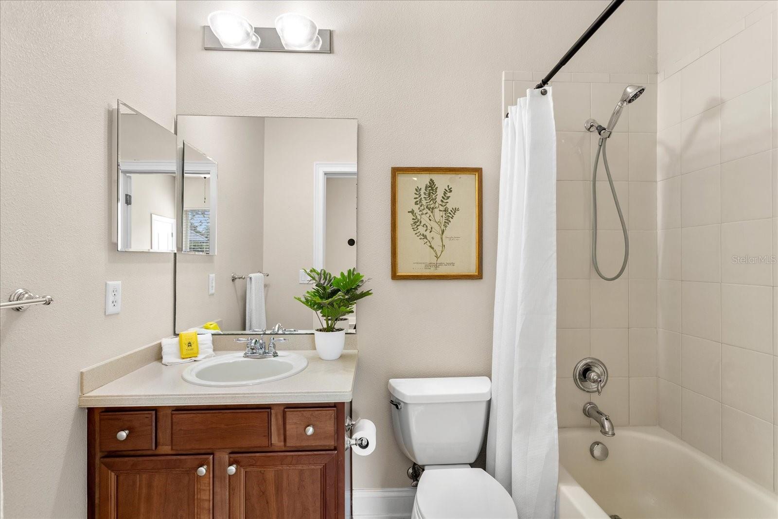 Image 28 of 40 For 22516 Hawks Run Lane