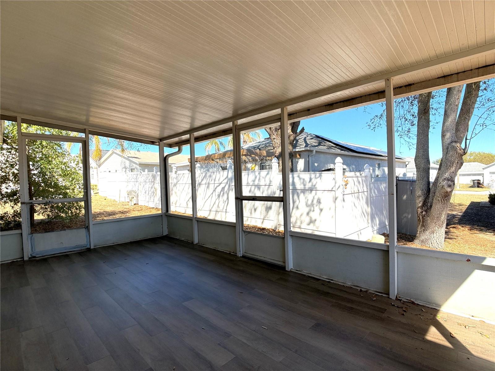 Image 21 of 26 For 309 Catfish Drive