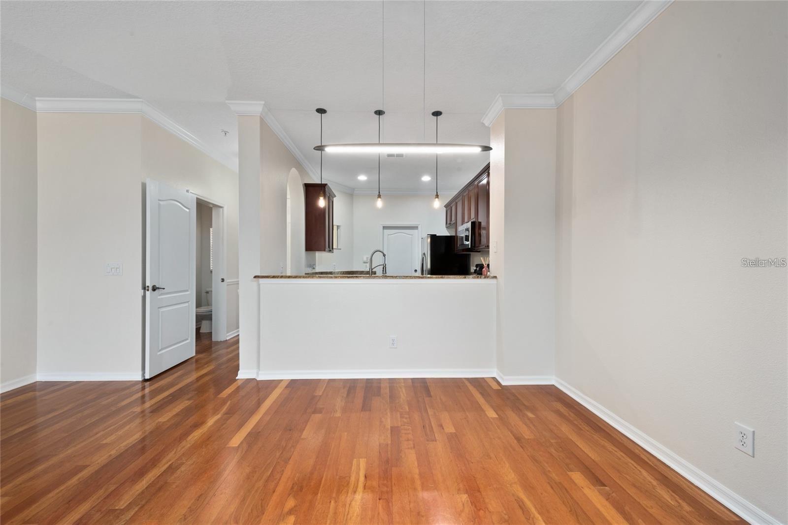 Image 7 of 20 For 5957 Strada Capri Way