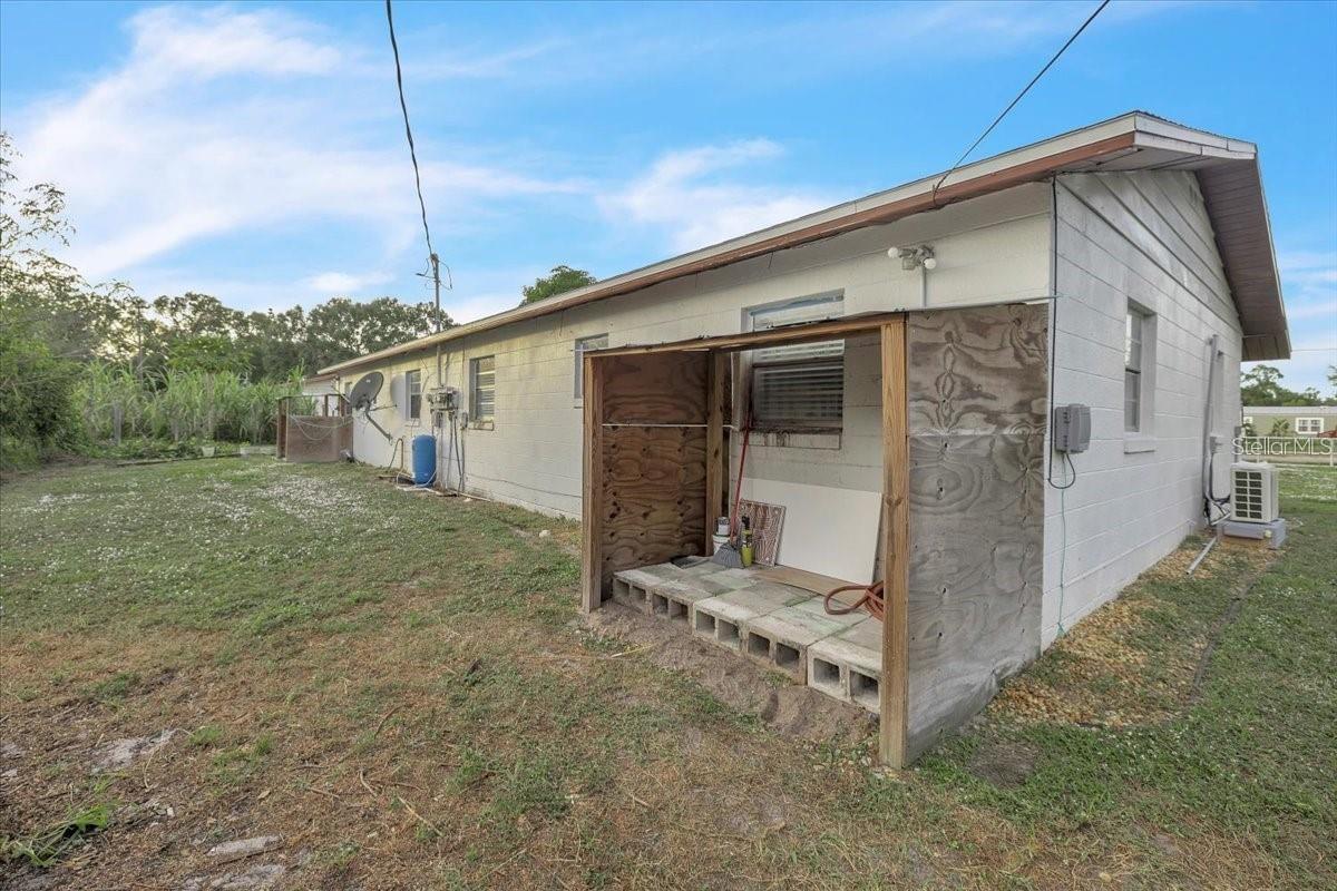 Image 12 of 12 For 1099 Hargrave Drive N