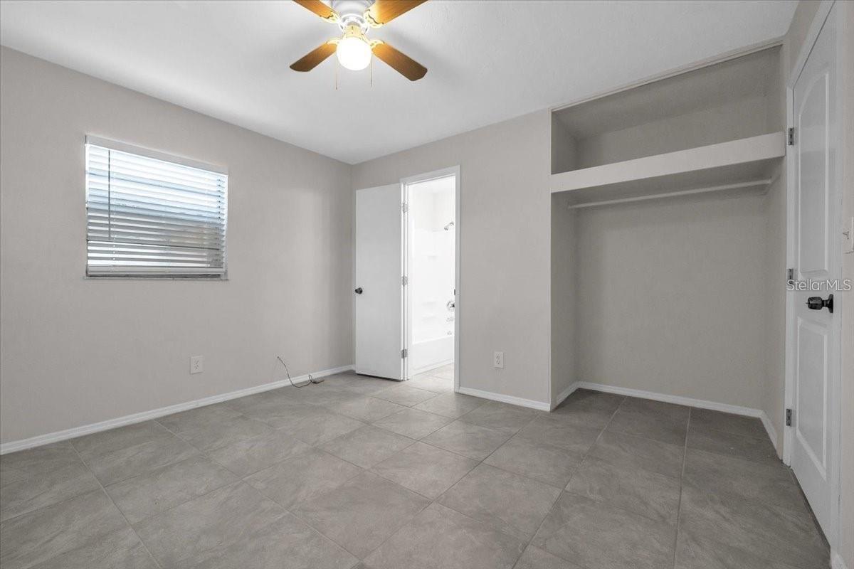 Image 7 of 12 For 1099 Hargrave Drive N