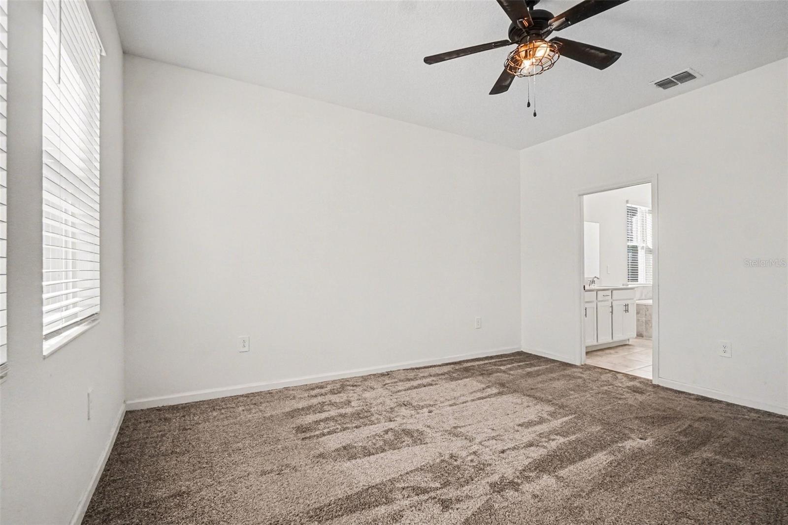 Image 17 of 36 For 2743 Slash Way