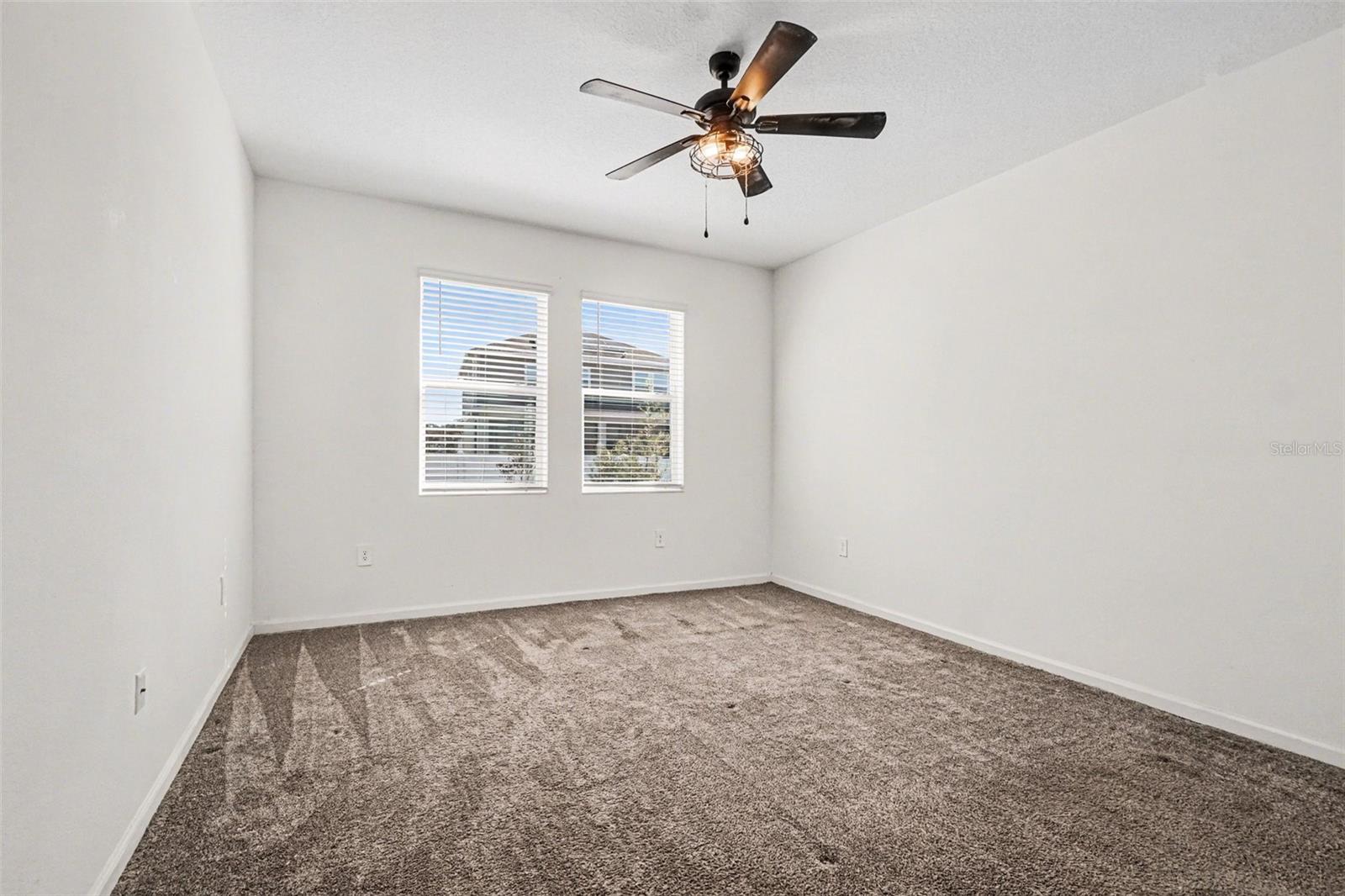 Image 18 of 36 For 2743 Slash Way