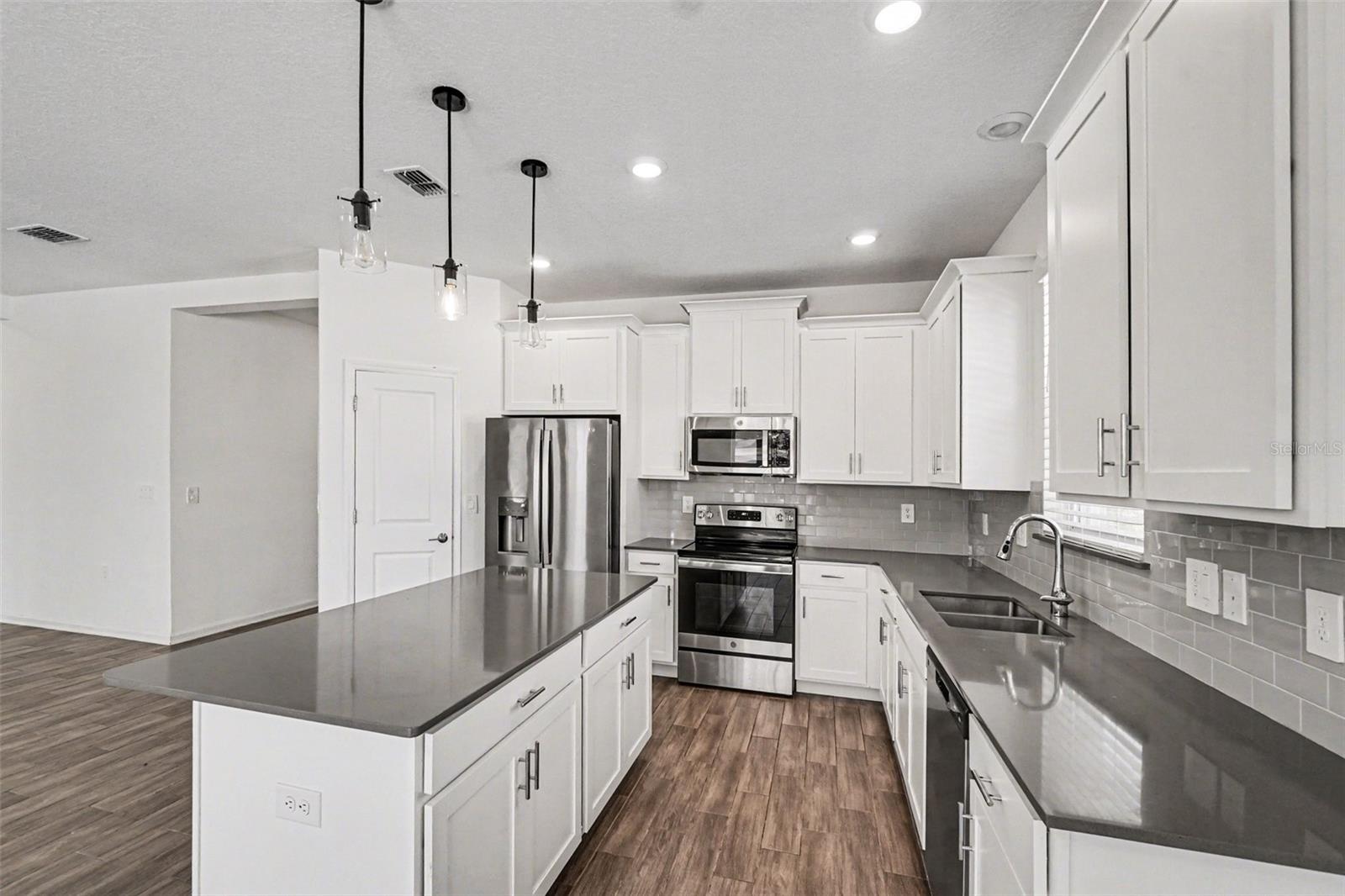 Image 9 of 36 For 2743 Slash Way