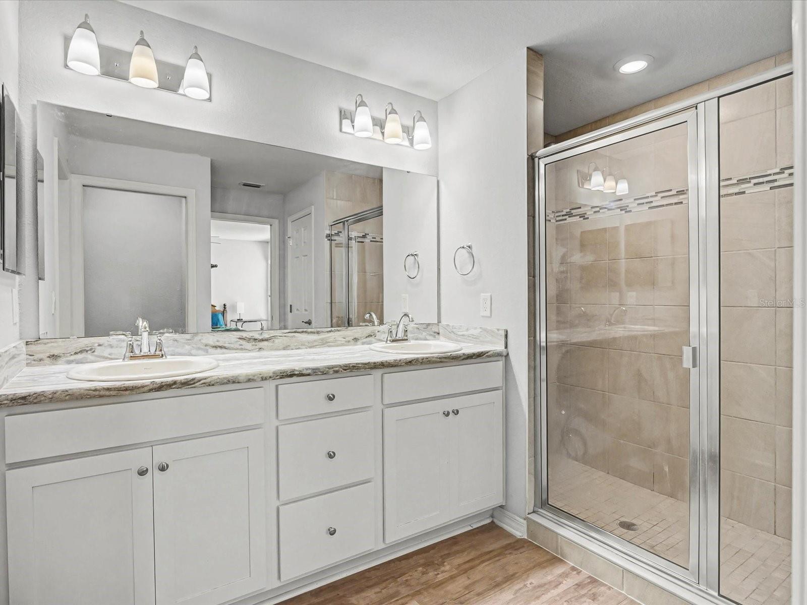 Image 17 of 32 For 1330 Mezzavalle Way