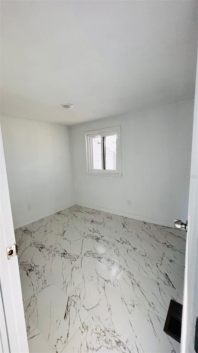 Details for 5423 Greenfield Road, LAKELAND, FL 33810