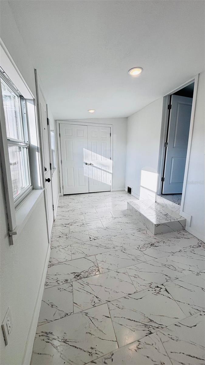 Image 5 of 16 For 5423 Greenfield Road