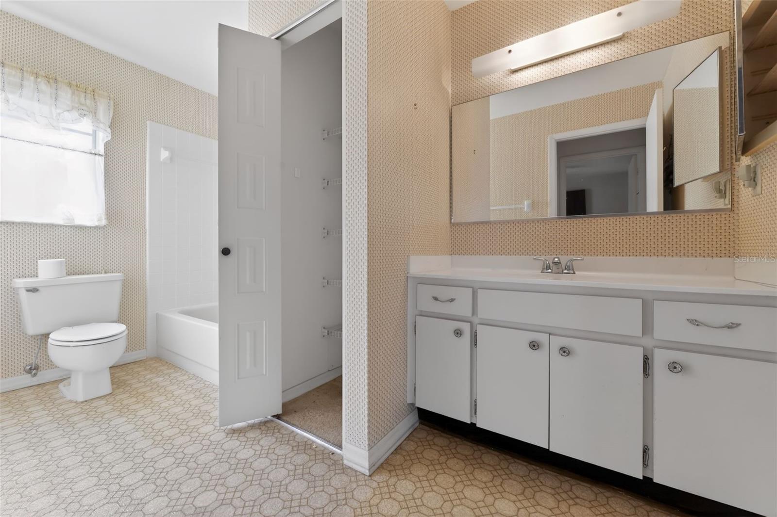 Image 26 of 31 For 2121 Meadowlark Lane