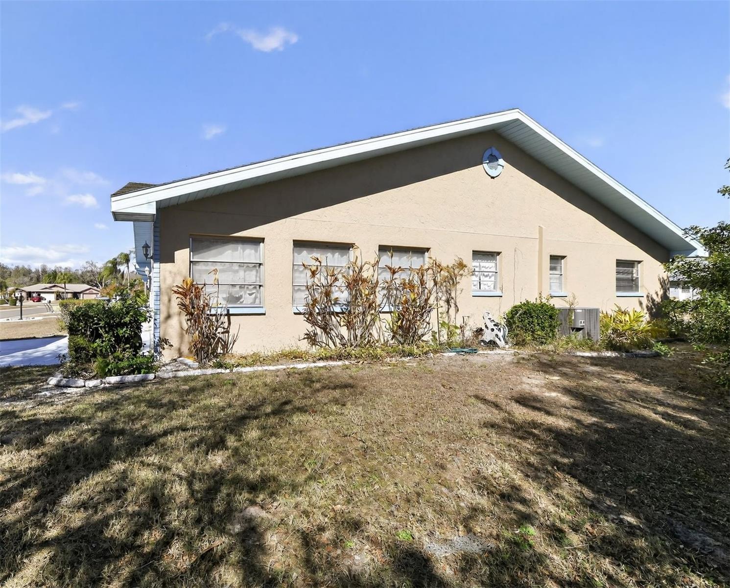 Image 29 of 31 For 2121 Meadowlark Lane