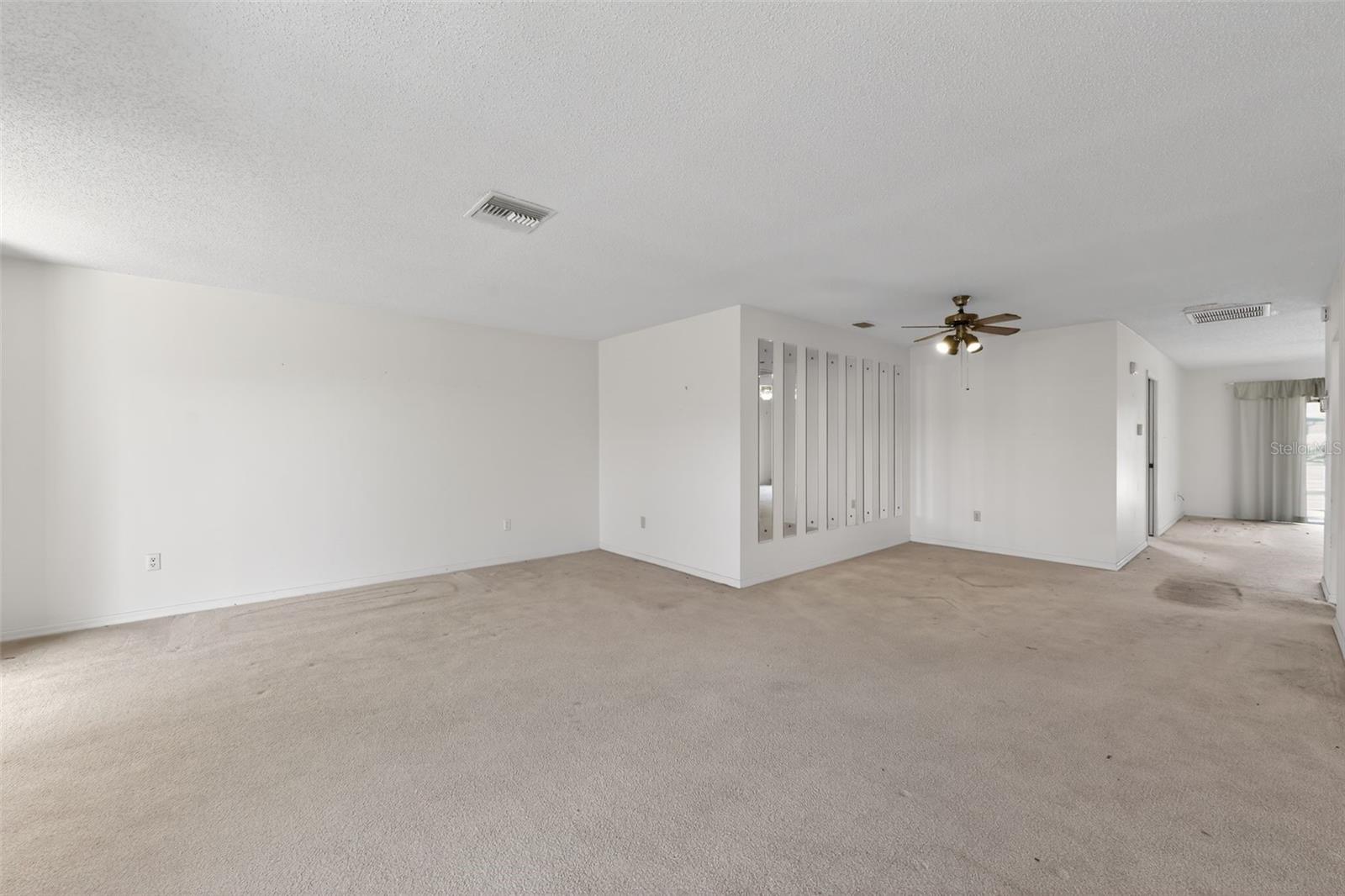 Image 4 of 31 For 2121 Meadowlark Lane