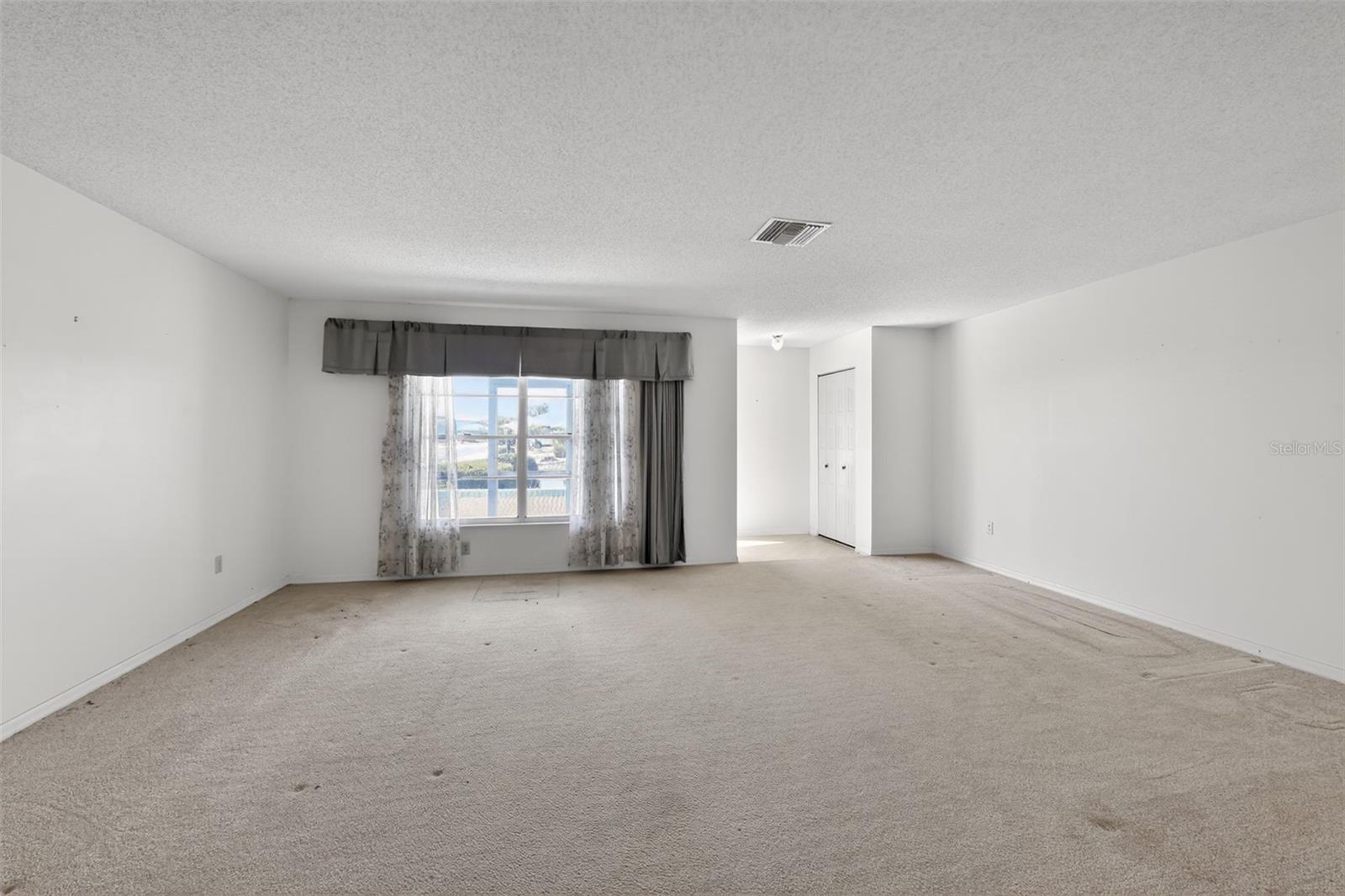 Image 8 of 31 For 2121 Meadowlark Lane