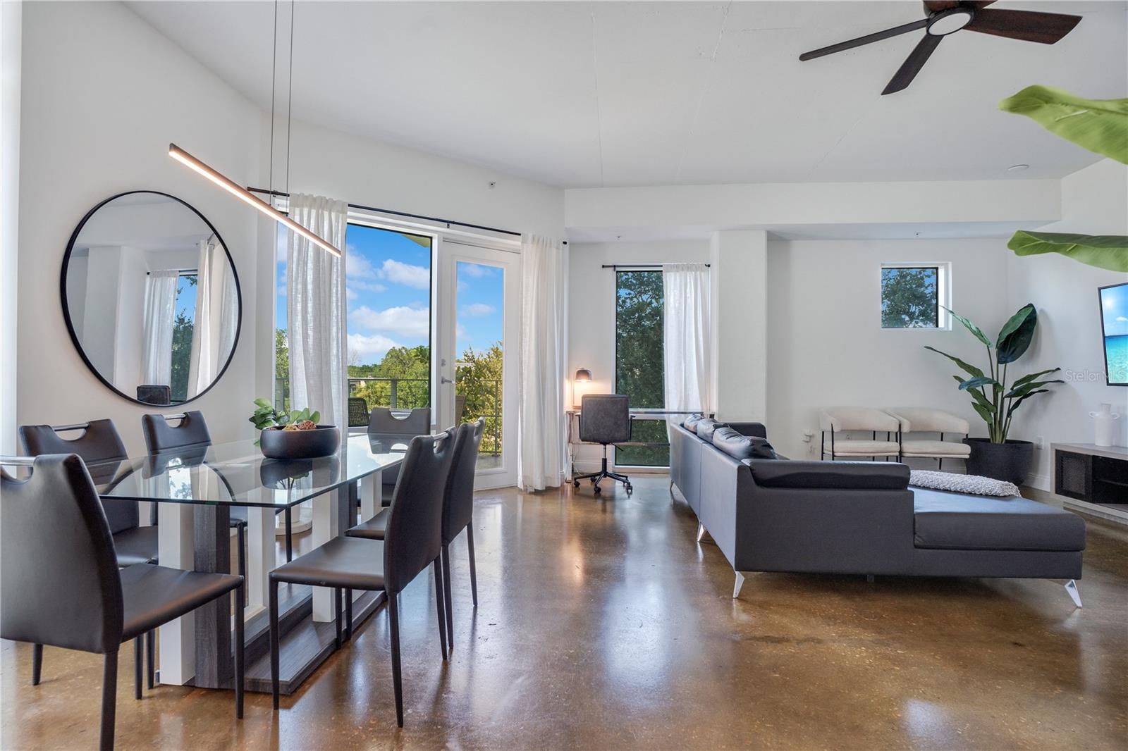 Image 12 of 46 For 525 Jackson Street 301