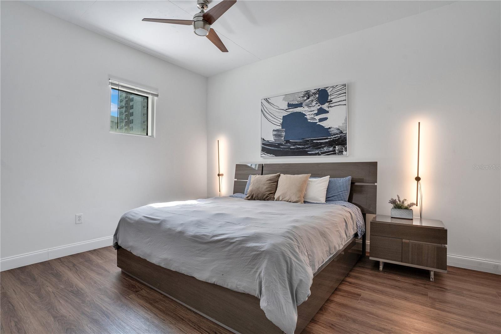 Image 36 of 46 For 525 Jackson Street 301