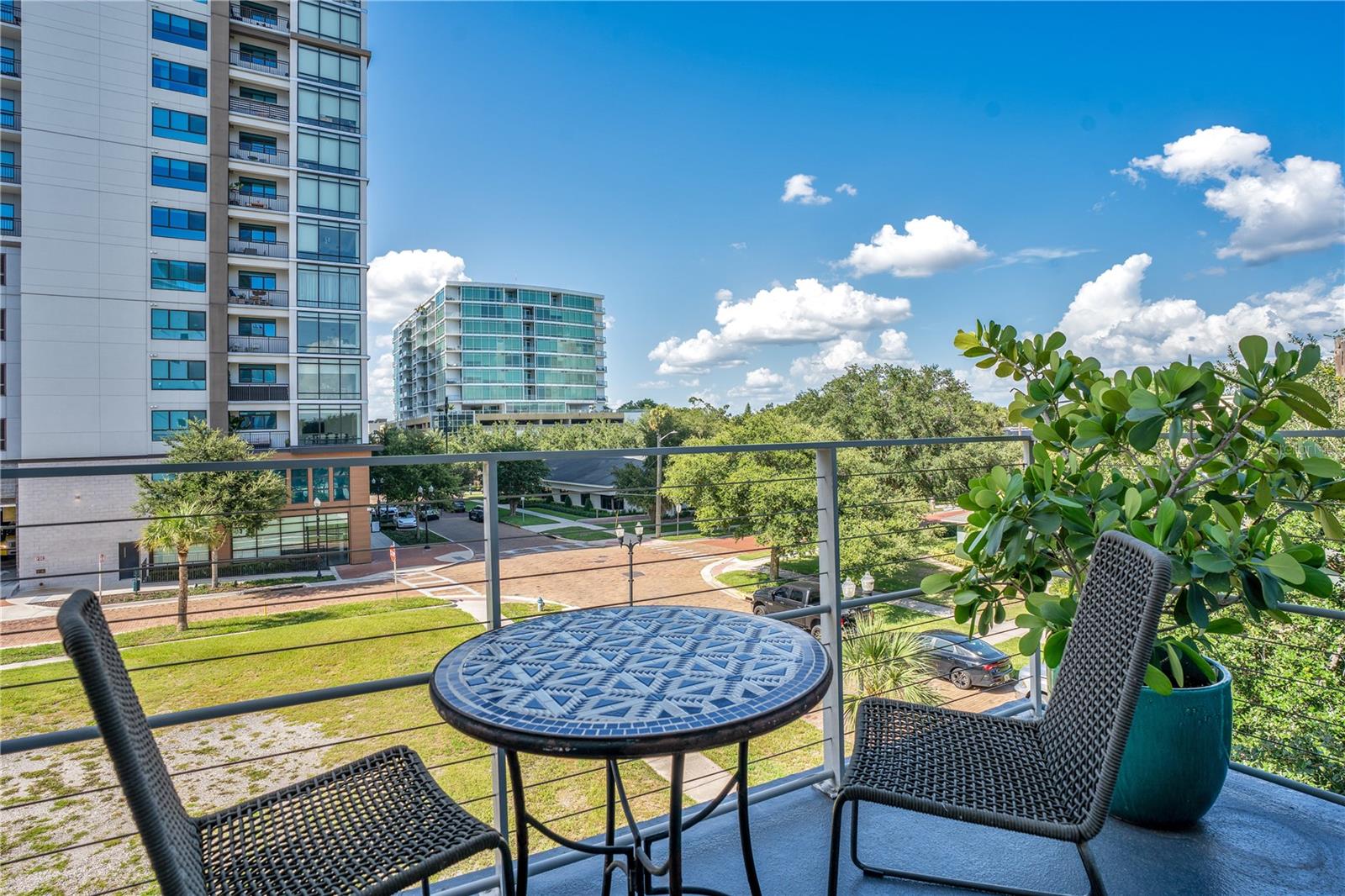 Image 38 of 46 For 525 Jackson Street 301