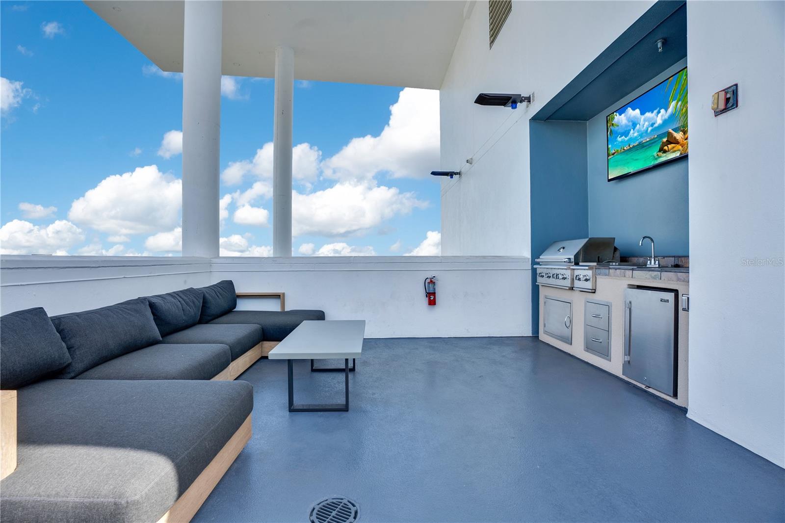 Image 45 of 46 For 525 Jackson Street 301