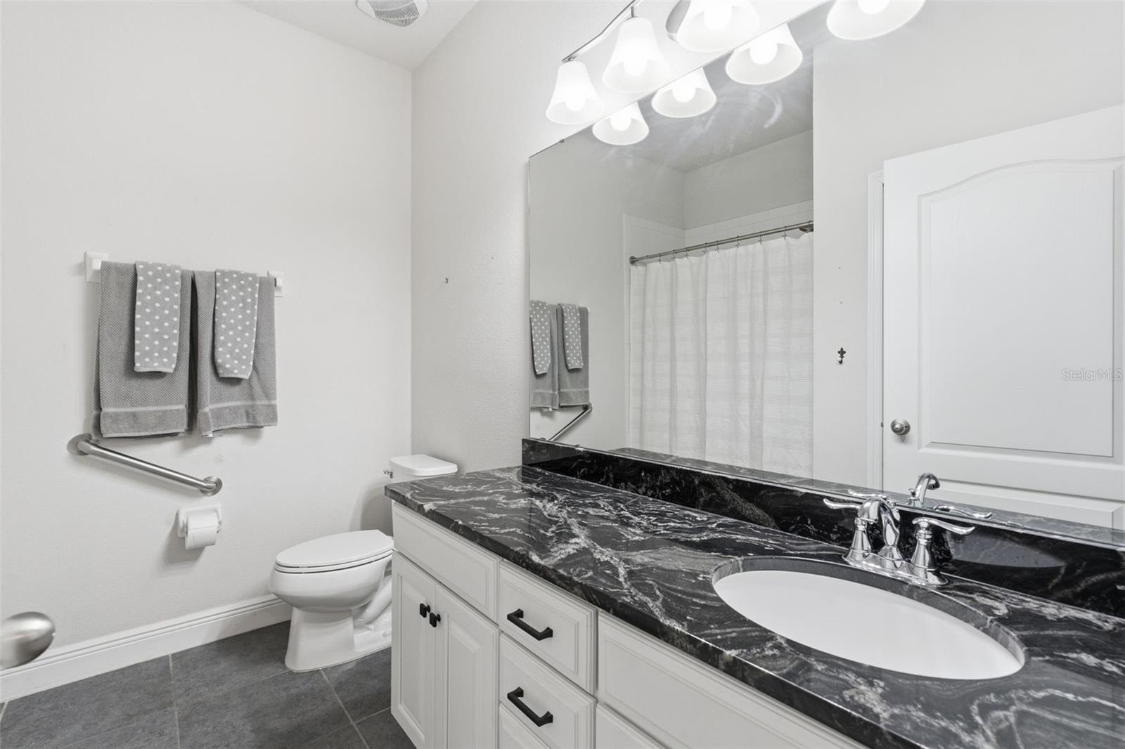 Image 11 of 42 For 1560 Chelsea Manor Circle