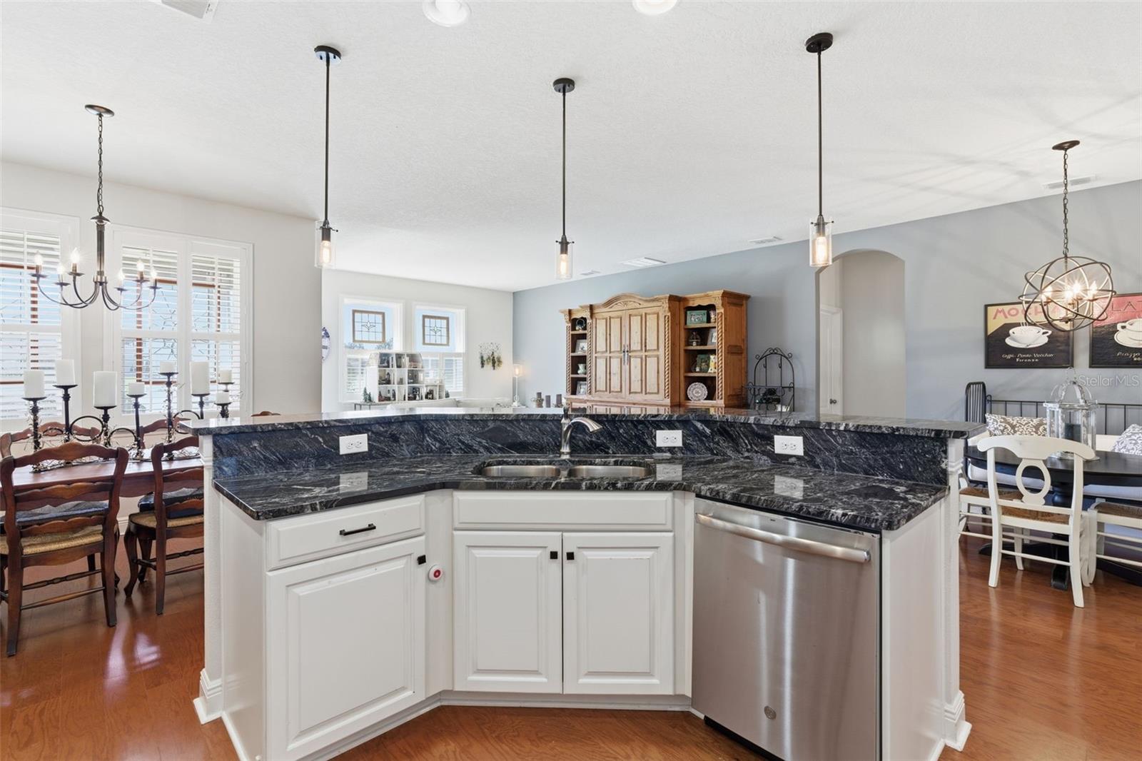 Image 15 of 42 For 1560 Chelsea Manor Circle