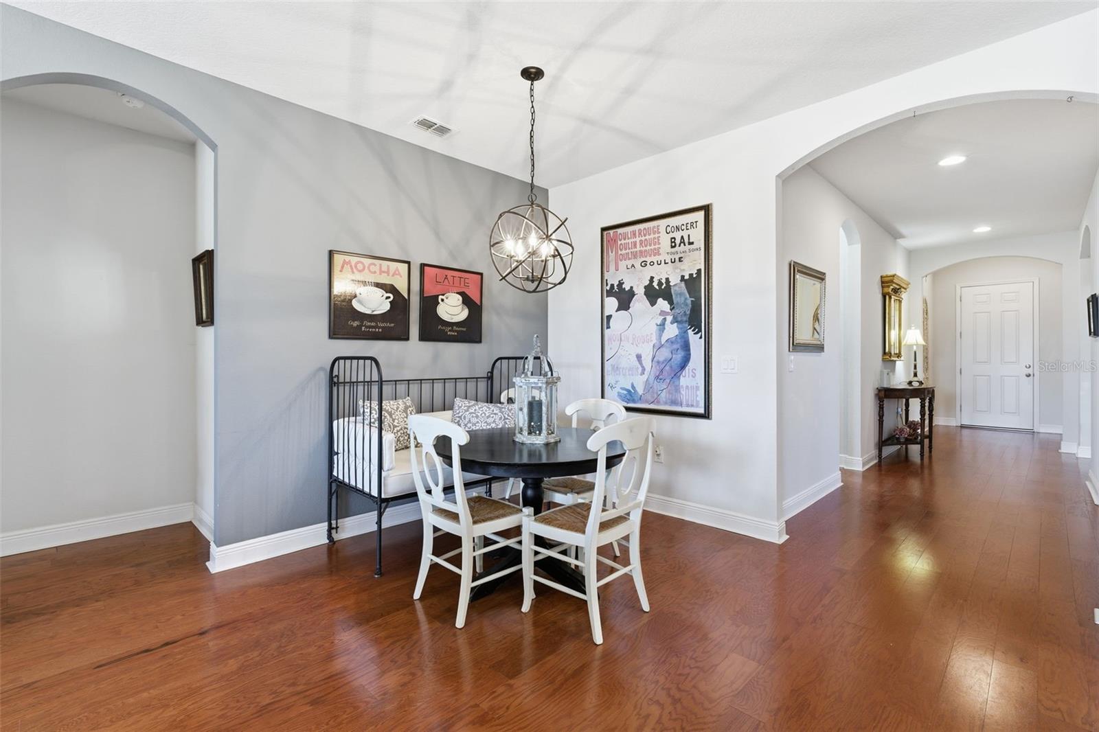 Image 18 of 42 For 1560 Chelsea Manor Circle