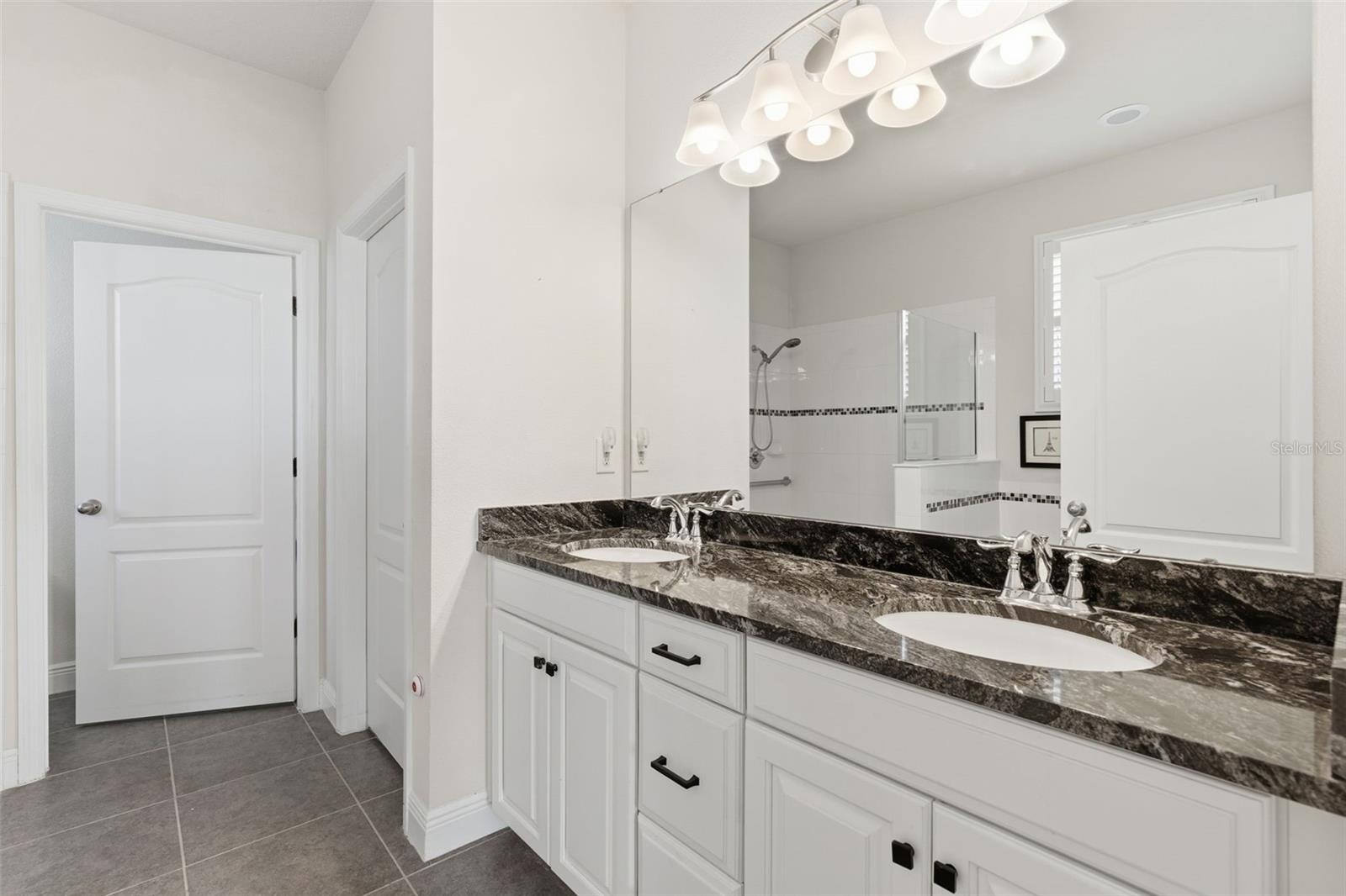 Image 29 of 42 For 1560 Chelsea Manor Circle